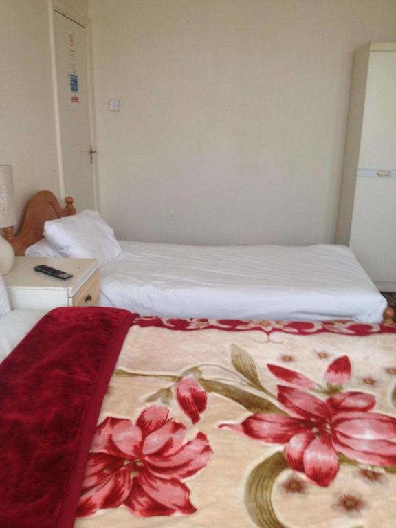 Harrow Bed & Breakfast Room photo